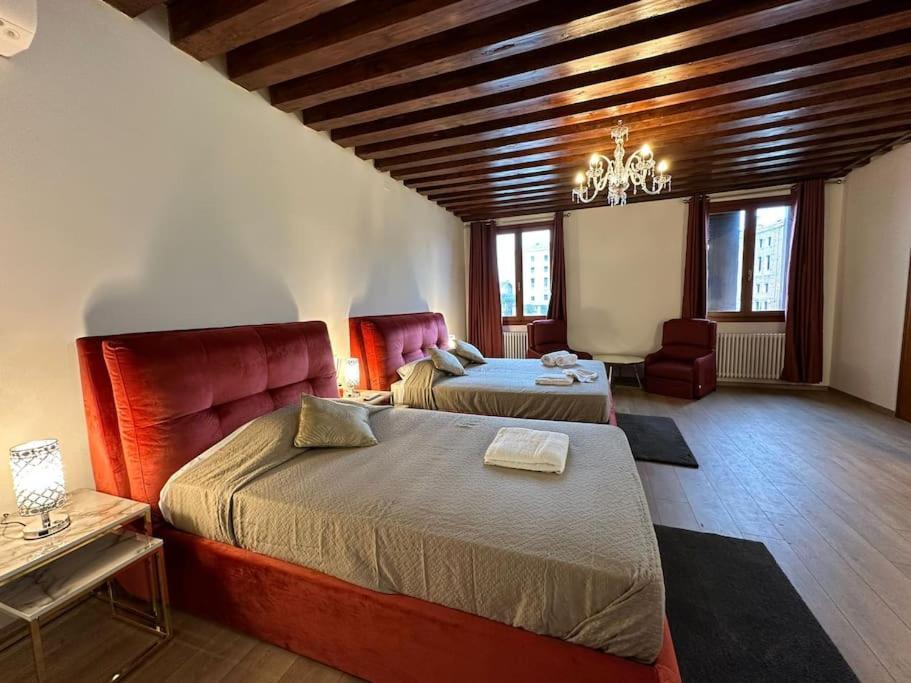 Luxury Suites Frühstückspension *